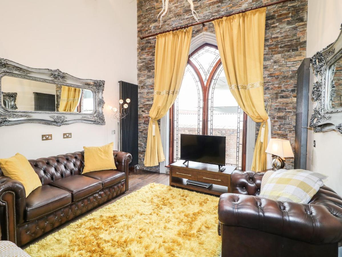 The Upper Room Ballymena Extérieur photo